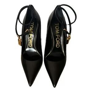 Tom Ford Black Glossy Padlock Pumps Size 37